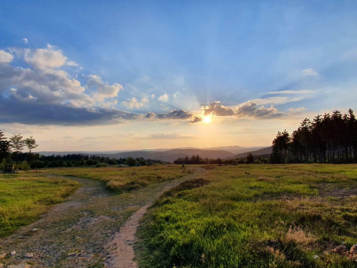 Hotel Suedhang Niedersfeld Экстерьер фото